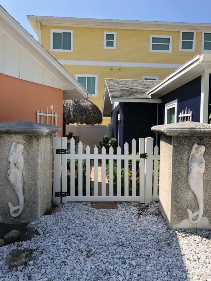 Tides Inn On The Bay Vacation Homes Bradenton Beach Exterior photo